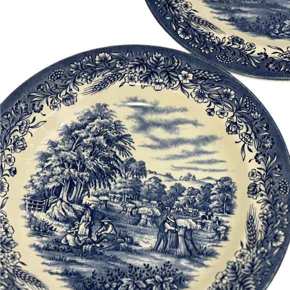 3 Currier and Ives "Harvest" Churchill Dinner Plates 10.25" Blue White England - Picture 6 of 8